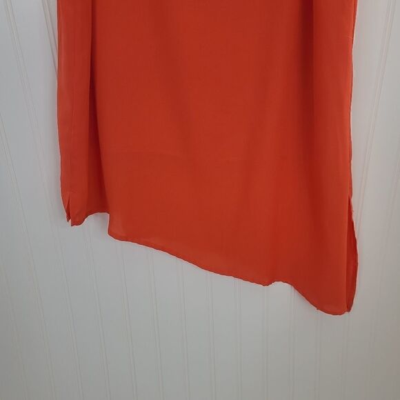Leo and Nicole Orange Sleeveless Asymmetrical Blouse with slit EUC S - Picture 3 of 7